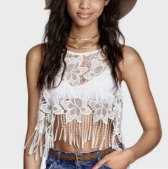 H&M×COACHELLA Vibrant Red Lace sleeveless Top With Fringe Detail. Size 6 - Picture 5 of 11